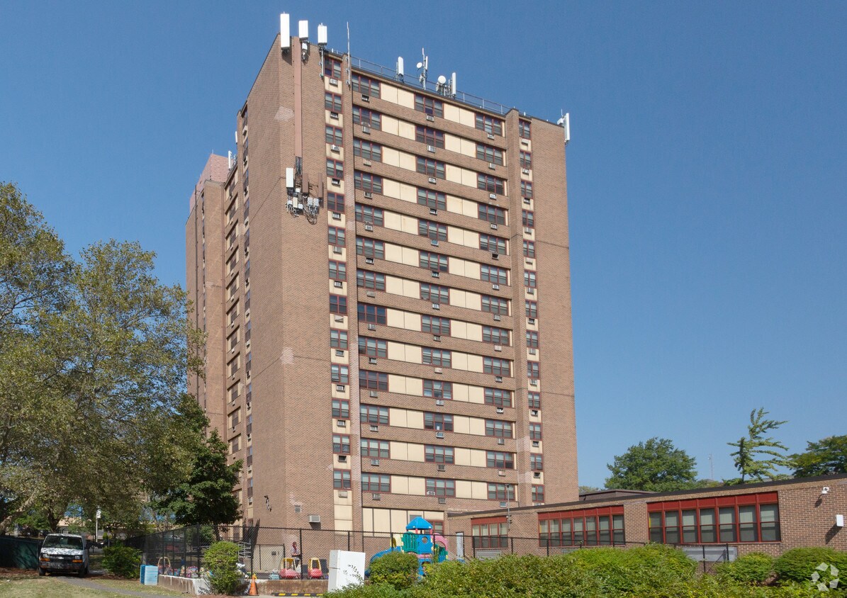 New Hope Village 195 W Market St Newark, NJ Apartments for Rent in