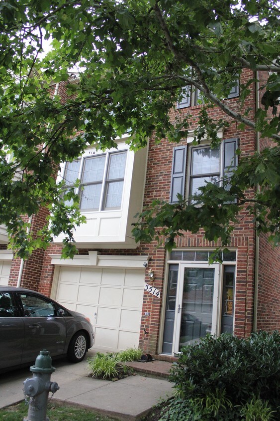 5514 Whitley Park Terrace, Bethesda, MD 20814 Townhome Rentals in Bethesda MD