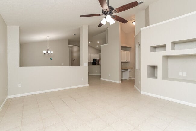 Building Photo - 2982 White Cedar Cir