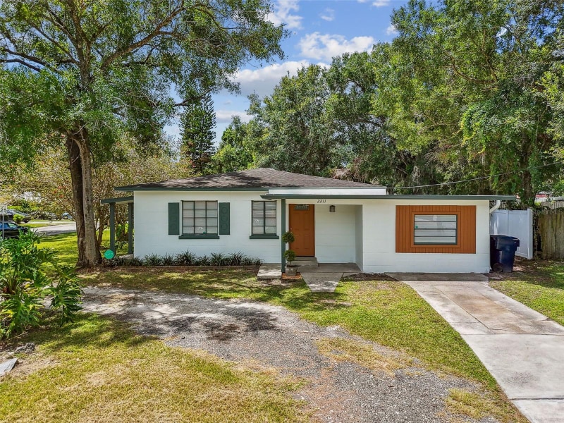 Photo - 2211 E Hanna Ave (Tampa, FL)