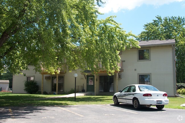 Foto del edificio - Cedar Creek Apartments