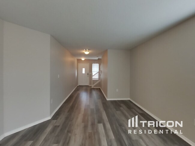 Building Photo - 6031 Blossom Bend