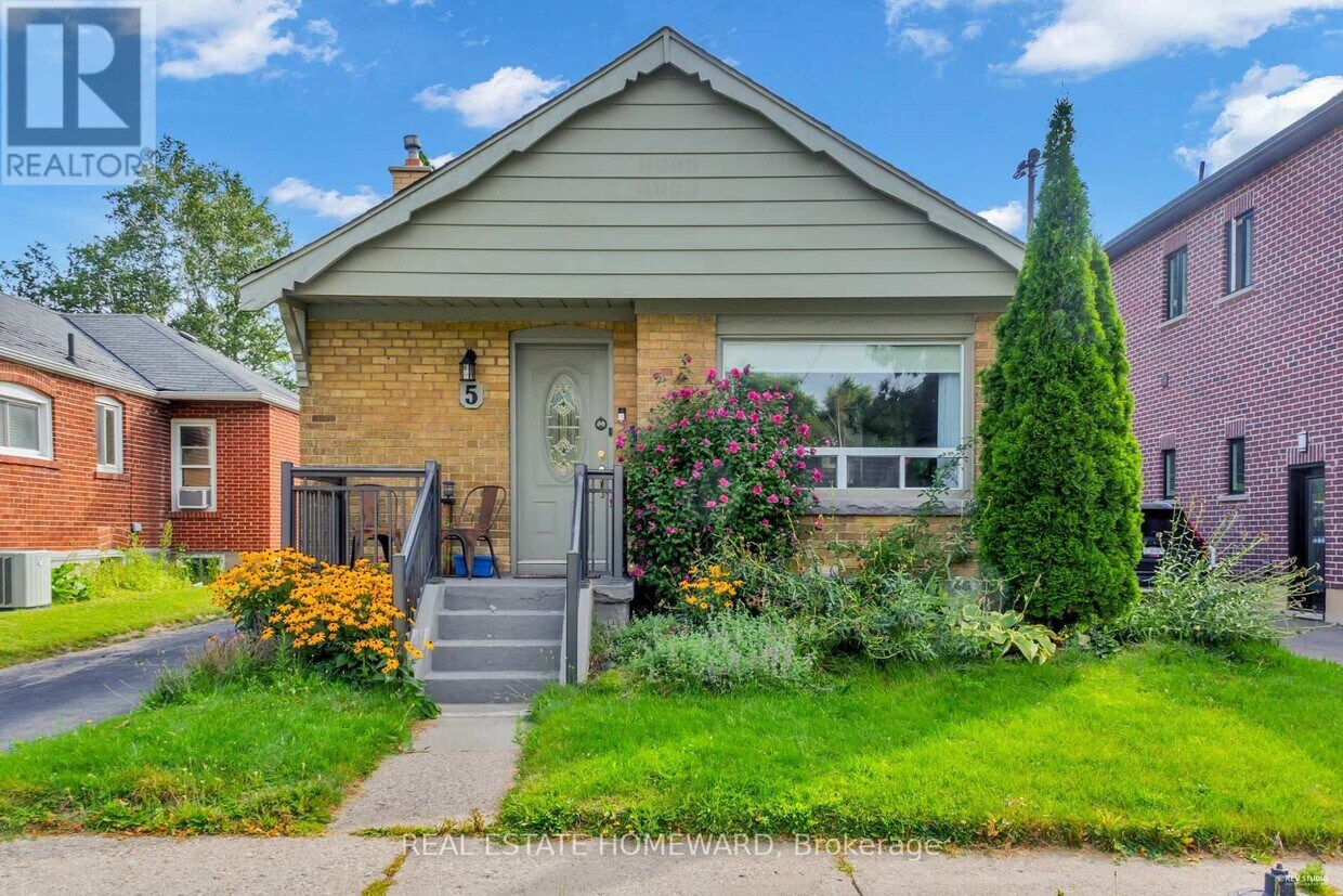 Primary Photo - 5 Highvale Rd