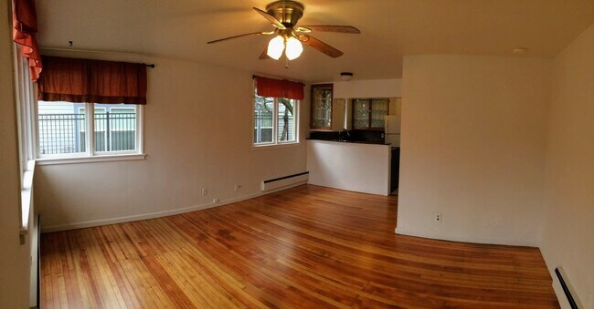 Foto del edificio - 1133 n 85th st