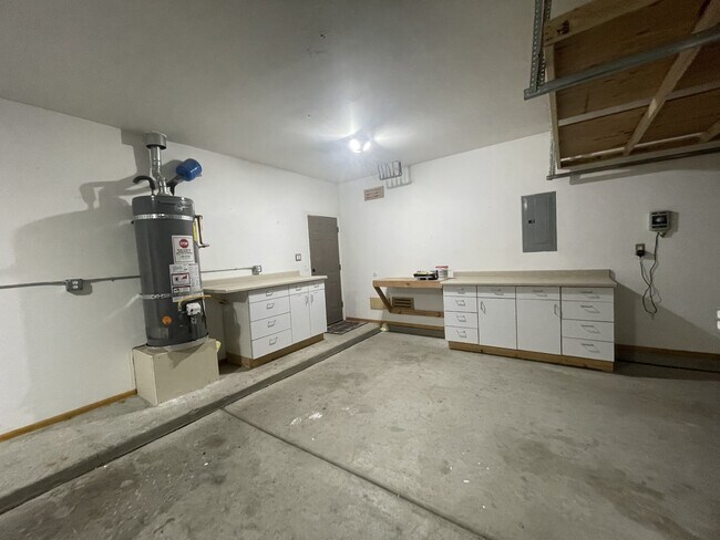 Foto del edificio - 2401 Falesco Rd SE