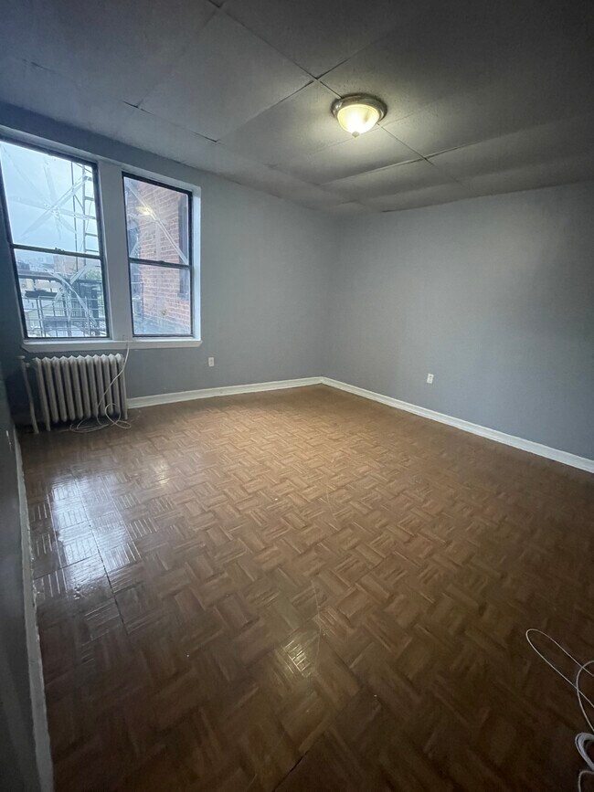 Foto del edificio - 318 44th St