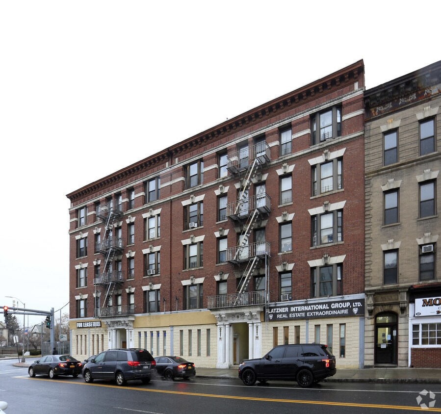 Foto del edificio - Platzner International