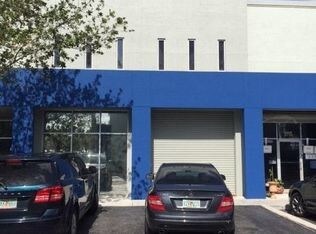 Foto principal - 5779 NW 151st St