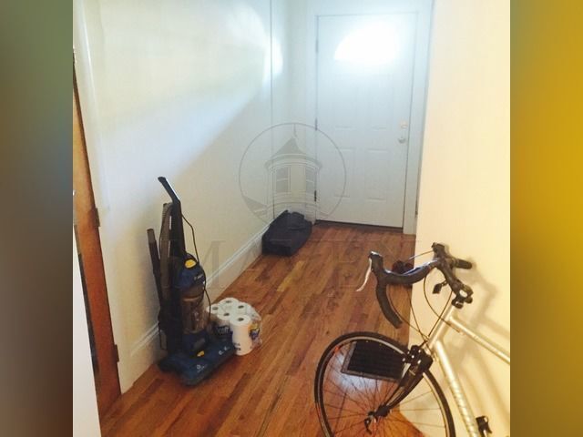 Foto del edificio - Ball Square area, 2 bedroom, 1 bathroom ap...