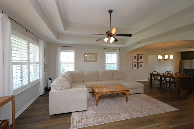 Building Photo - 112 Mill Pond Pl