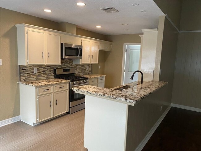 Building Photo - 13726 Rampchester Ln