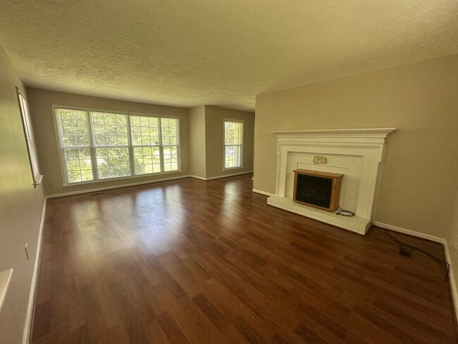 Building Photo - Secluded 3BR/2BA Home in Heflin – Lawncare...