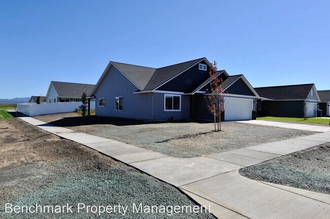 Building Photo - 3 br, 2 bath House - 5556 Lujack Drive