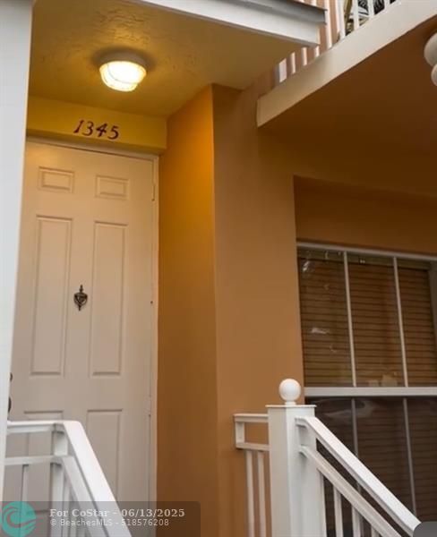 Foto principal - 1345 SW 4th Ct