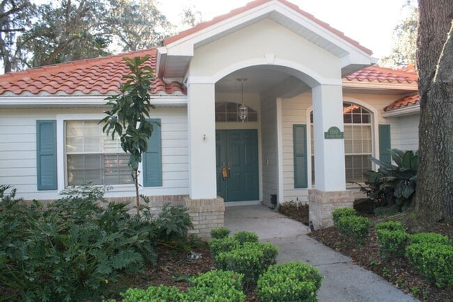 Photo - Beautiful 3 Bedroom two Bath House