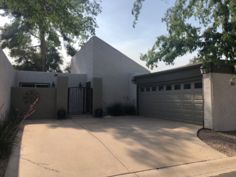 Foto principal - 2120 N Squire Ave
