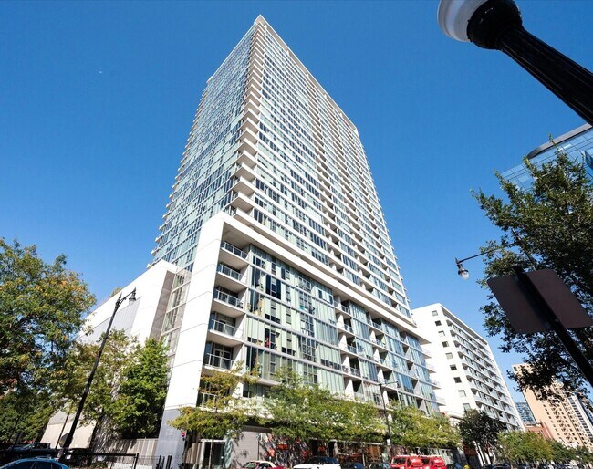 Building Photo - 1720 S Michigan Ave