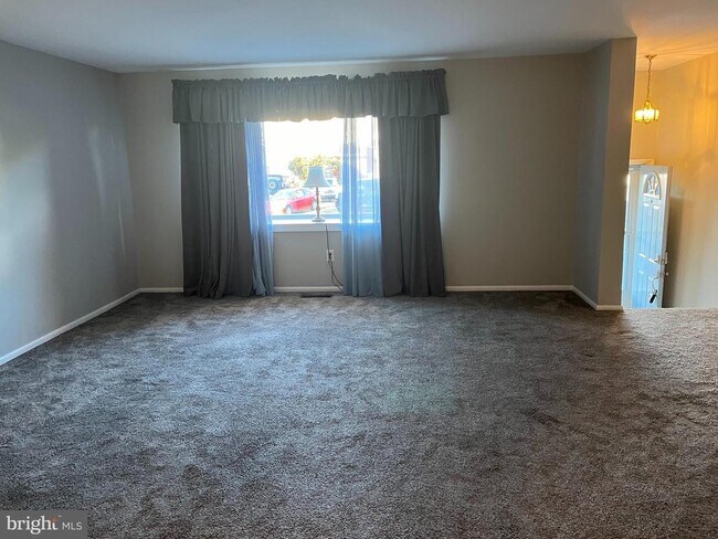 Foto del edificio - 4417 Crossland Rd
