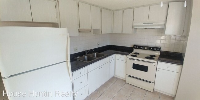 Building Photo - 2 br, 1 bath House - 5313 AVERY RD