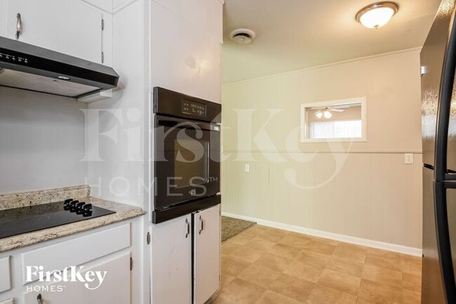 Building Photo - 2180 Twilley Cir SW