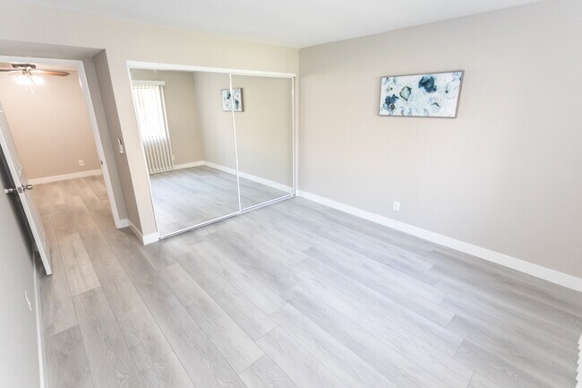 Building Photo - 32200 Cathedral Canyon Dr