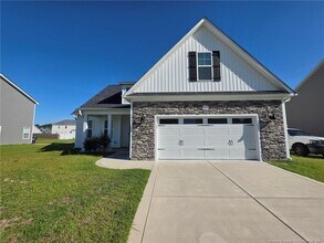 Building Photo - 644 Amusement Dr