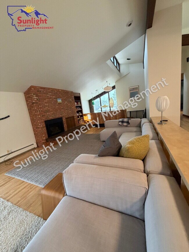 Foto del edificio - Beautifully Remodeled Home Nestled in the Billings Rims