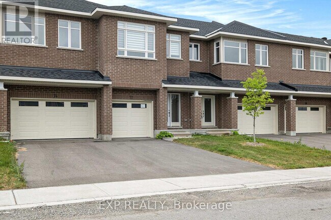 Photo du bâtiment - 72 Eastwood Dr
