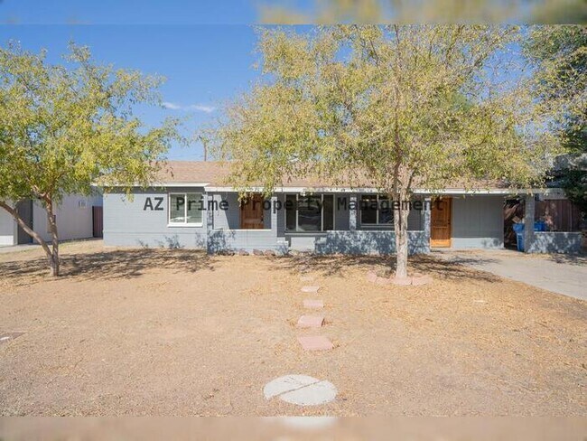 Building Photo - 3424 E Coronado Rd