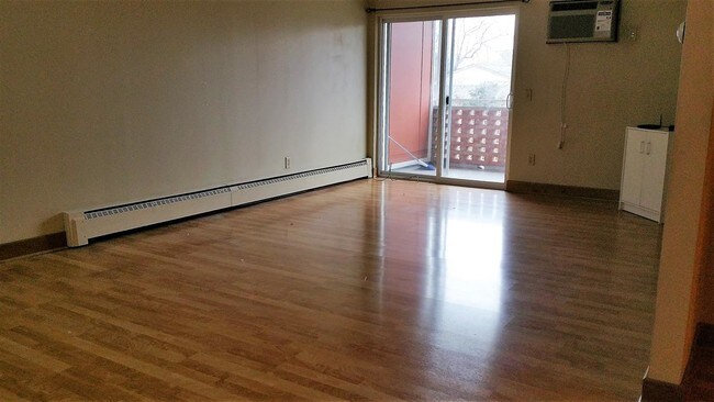 Foto del edificio - 2051 Allen Blvd