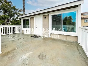 Building Photo - 8467 Benjamin Dr