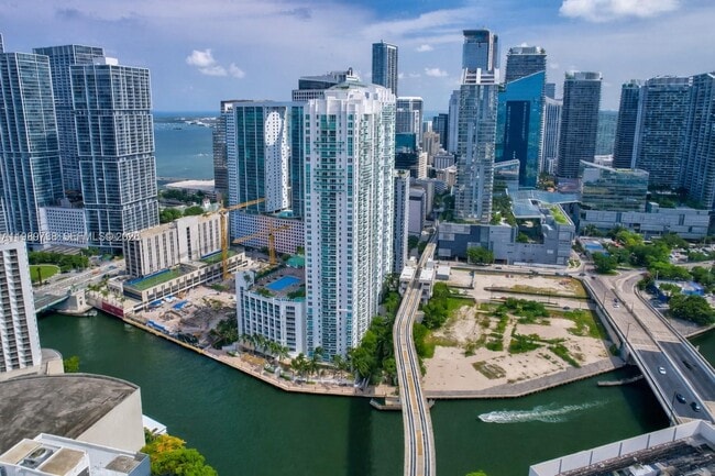 Foto del edificio - 41 SE 5th St