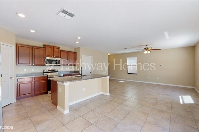Building Photo - 11137 Hudson Hills Ln