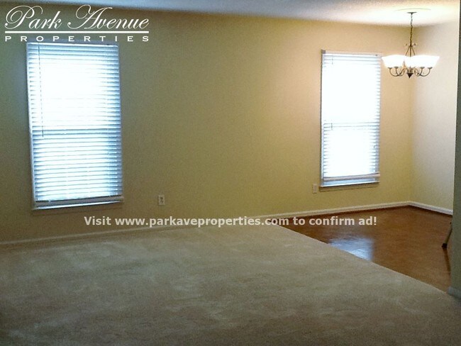 Building Photo - 122 Charlestowne Cir