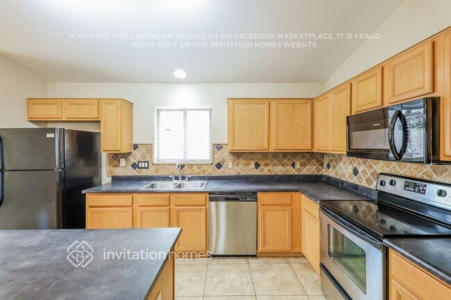 Foto del edificio - 11825 W Maui Ln