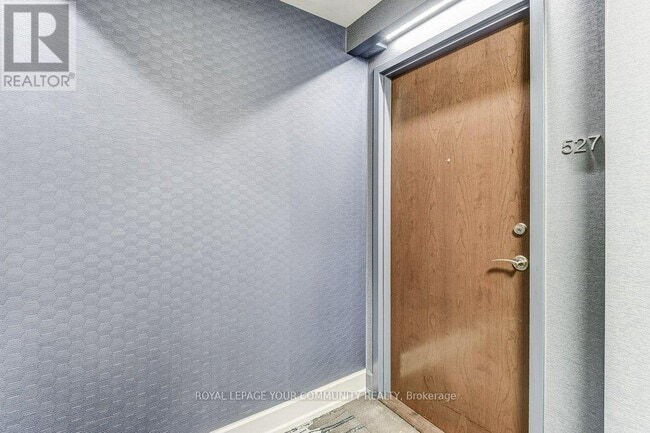 Photo du bâtiment - 650-650 Sheppard Ave E