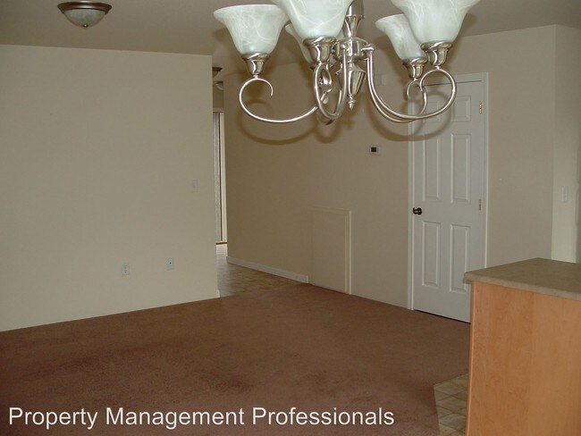 Building Photo - 1458 Fruitdale Dr