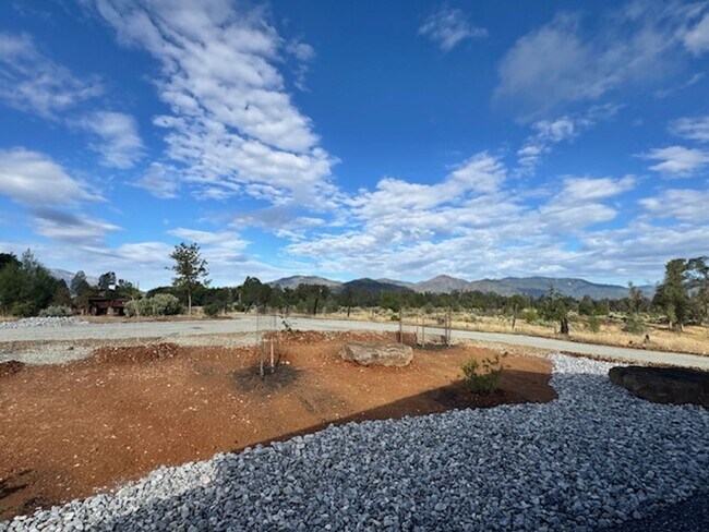 Foto del edificio - Breathtaking Views – Brand New 2 Bed, 1.5 Bath Home for Rent!  Available Nov 1st | Mt. Bally | Mt...