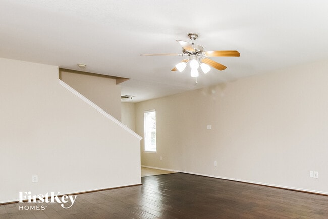 Building Photo - 2200 Malone Dr