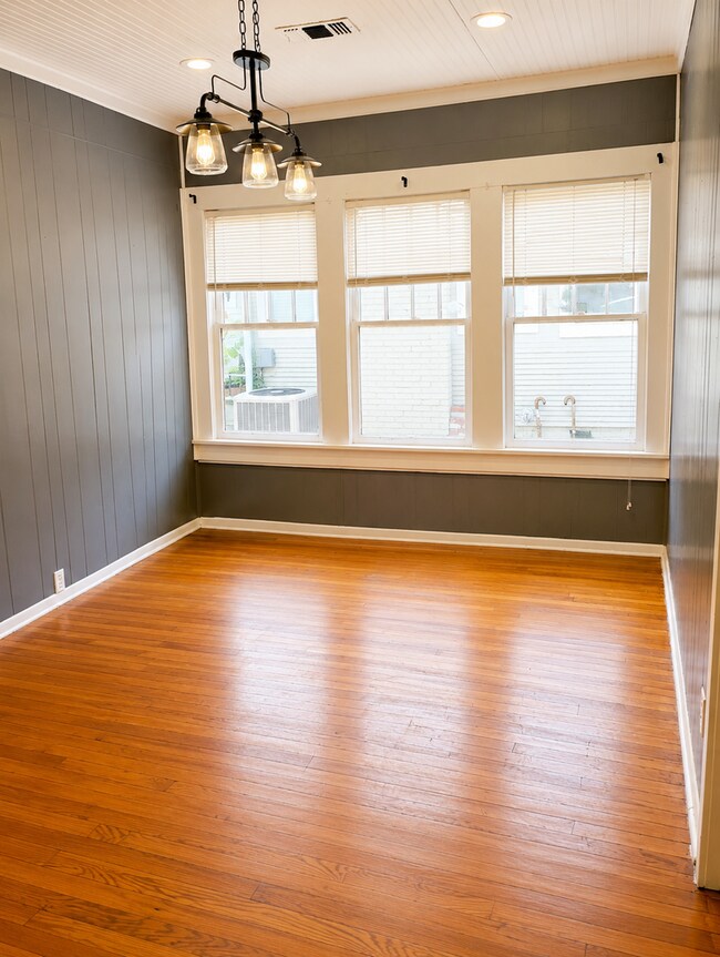 Foto del edificio - Convenient Ardmore Location