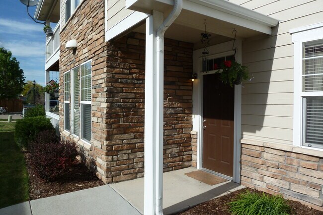 Building Photo - 3600 Ponderosa Ct