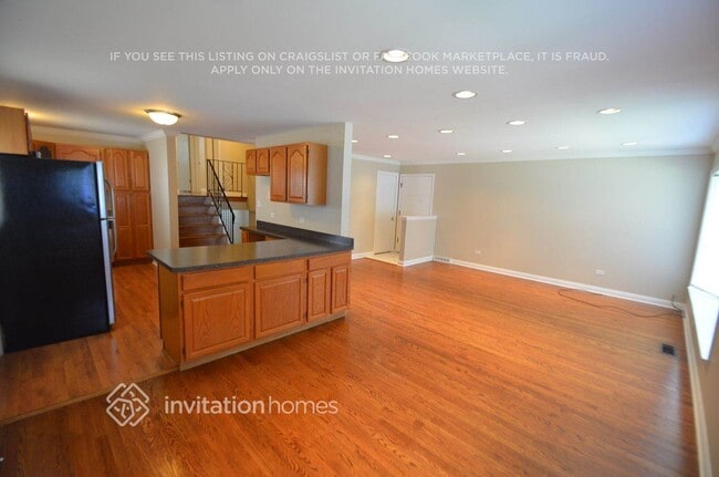 Building Photo - 3439 Clinton Ave