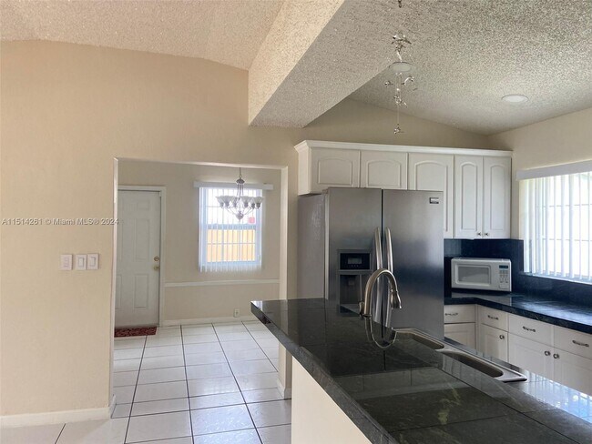Foto del edificio - 808 SW 22nd Ave