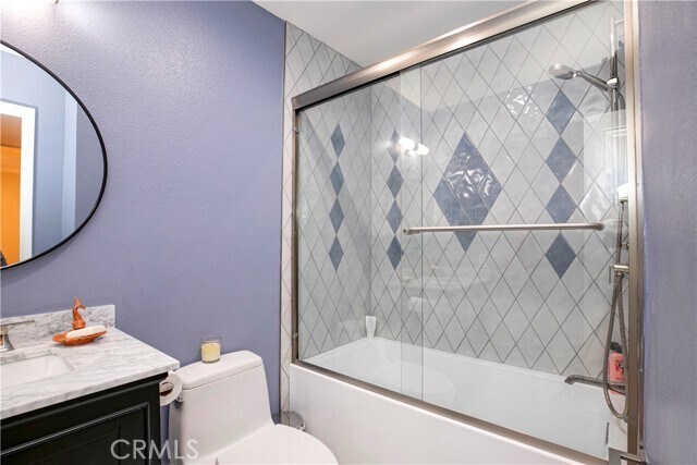 Foto del edificio - 1236 N Columbus Ave