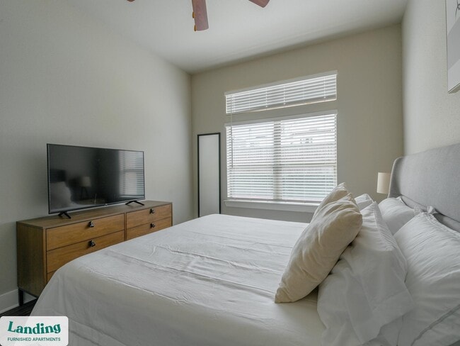 Foto del edificio - 18101 Point Lookout Dr