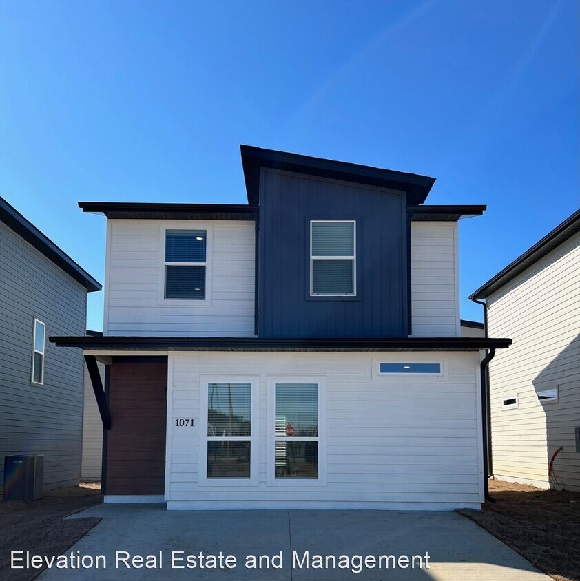 Primary Photo - 2 br, 2 bath House - 1071 Boardwalk Avenue