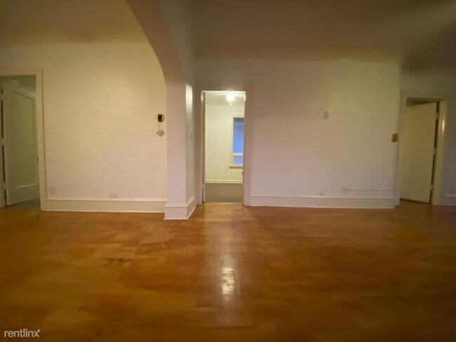 Foto del edificio - 2 br, 1 bath 4plex - 2303 West McKinley Av...