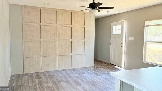 Building Photo - 68 Rockys Pl