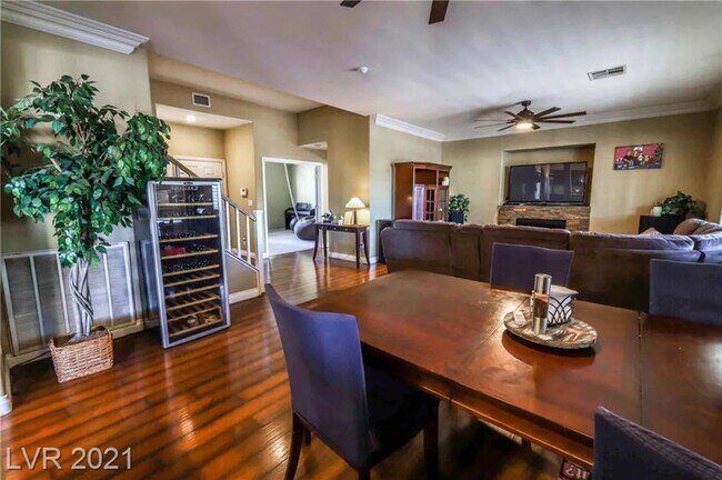 Foto del edificio - 2521 Stanwood Ave