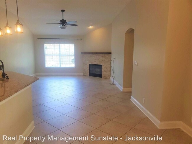 Building Photo - 4 br, 2.5 bath House - 12770 Camellia Bay Dr